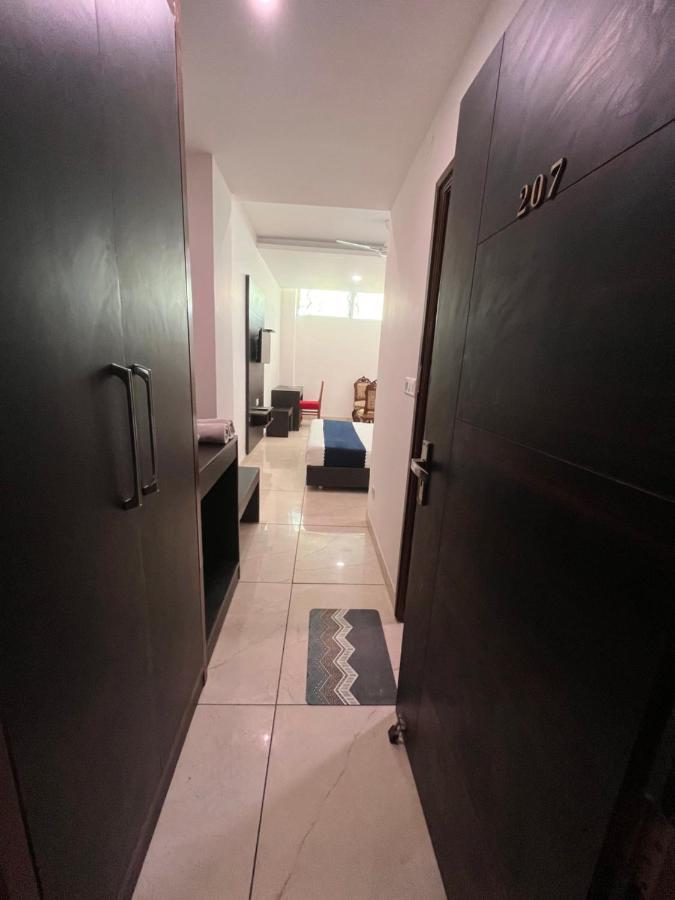 Hotel Woodcrest Zirakpur - Best Family Hotel By - A Unit Of Sidham Group Exterior foto